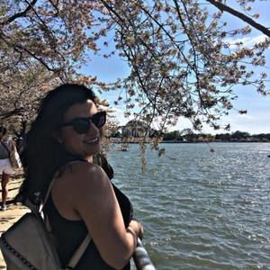 Meet your Posher, Laura